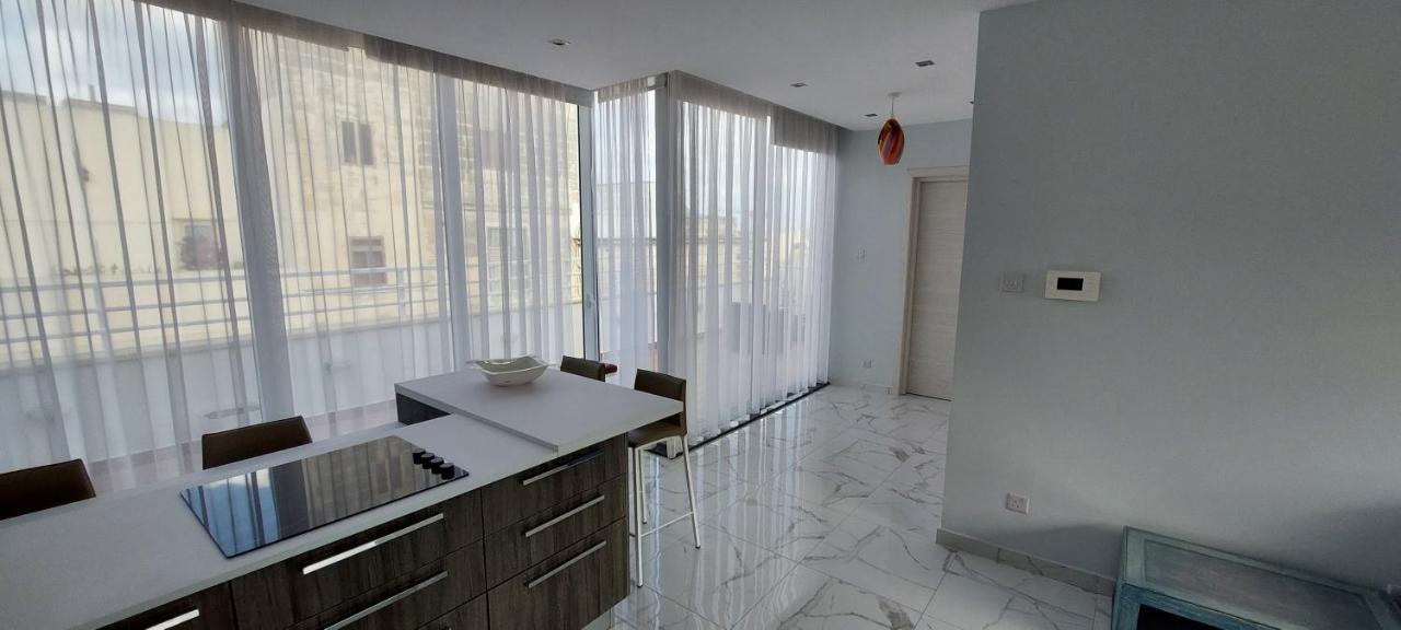 Charming Central Townhouse In Sliema By Assetflow Pro Apartment Екстериор снимка