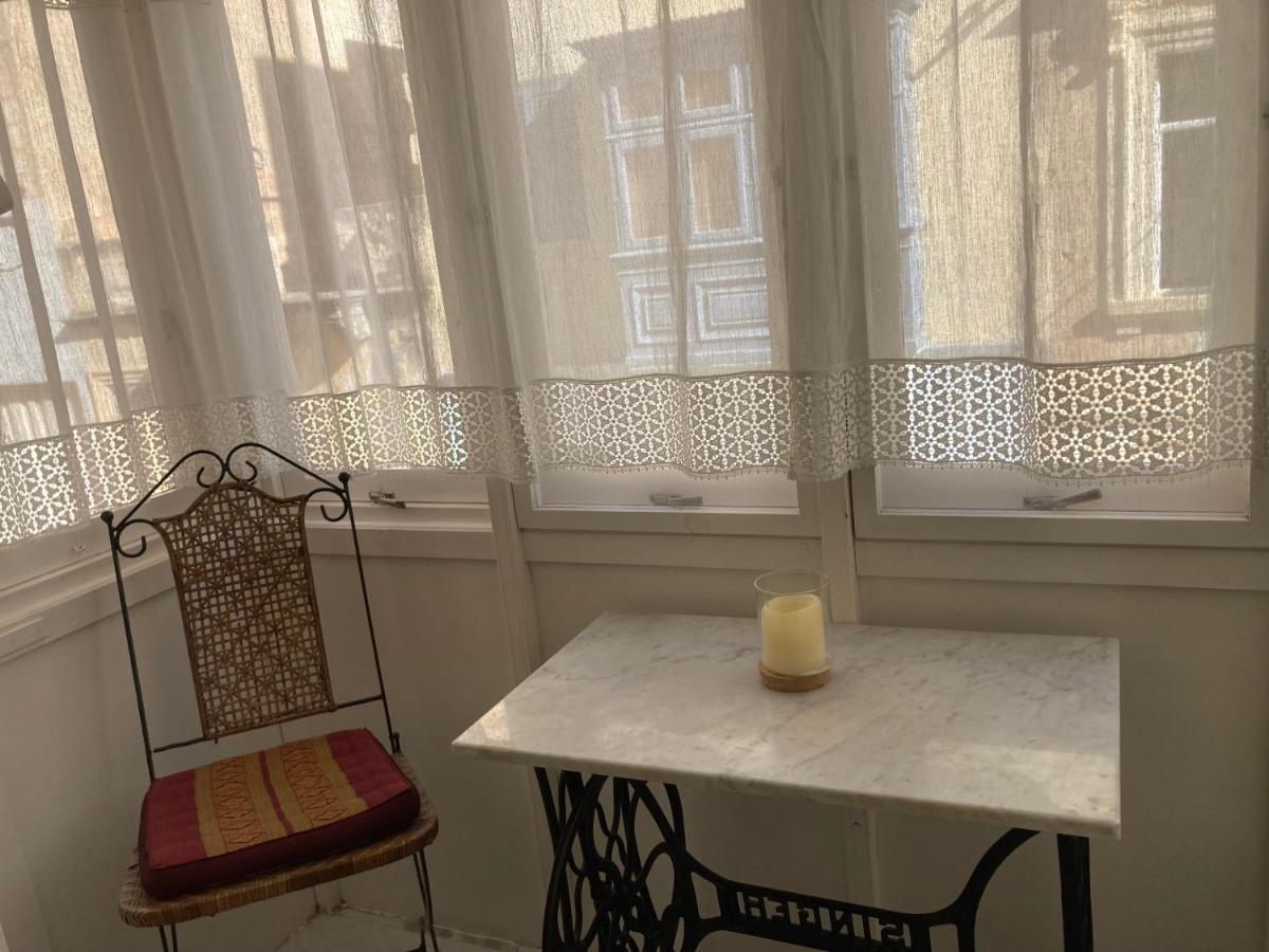 Charming Central Townhouse In Sliema By Assetflow Pro Apartment Екстериор снимка