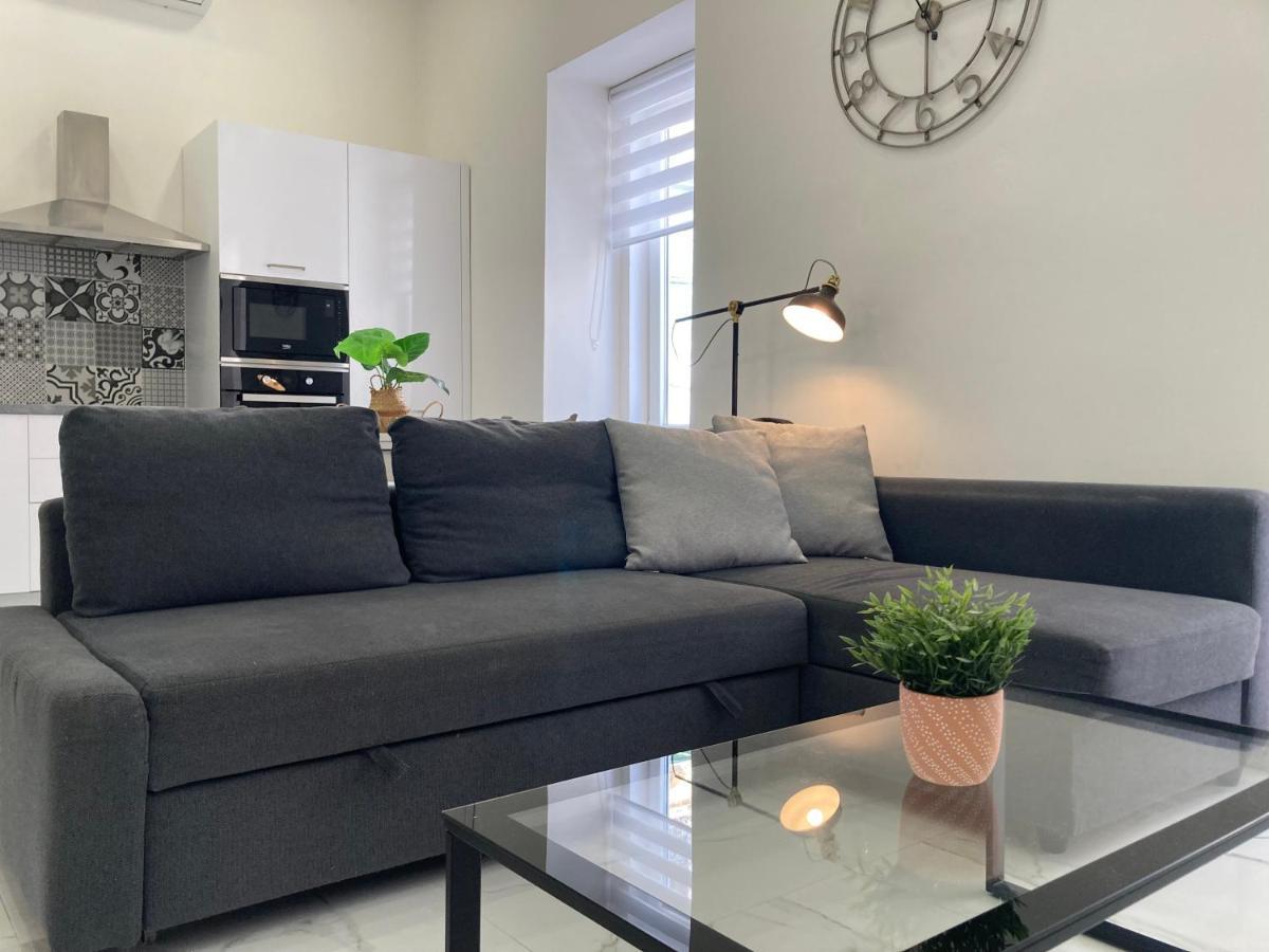 Charming Central Townhouse In Sliema By Assetflow Pro Apartment Екстериор снимка
