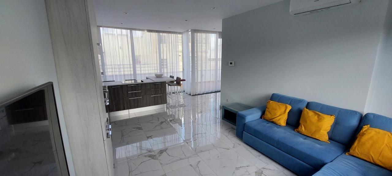 Charming Central Townhouse In Sliema By Assetflow Pro Apartment Екстериор снимка